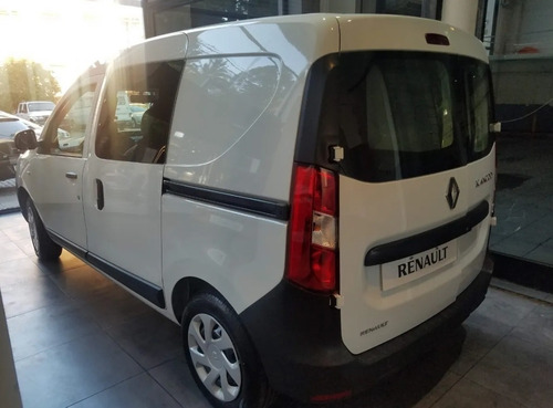 Imagen 8 de 15 de Renault Kangoo 5 As Emotion 2022 La Ultima (fp)