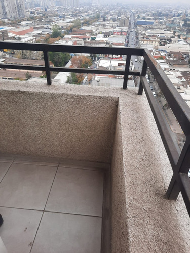 Venta Depto. Estilo Mariposa Y Bodega En Argomedo Con Lira.