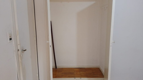 Imagen 18 de 30 de Excelente Oportunidad De Inversión De Departamento De 4 Ambientes A La Calle C/ Balcón Saliente, 68 M2 En Pleno Centro