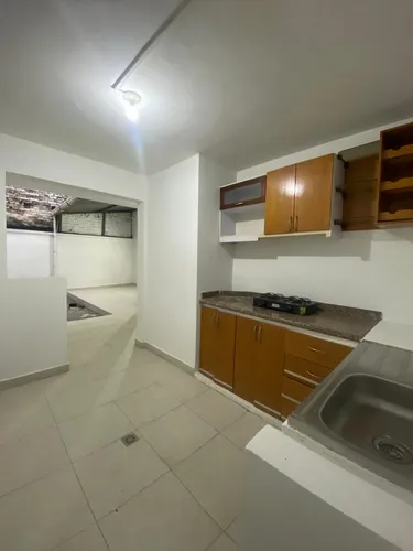 Vendo Casa Bifamiliar De Dos Pisos En San Fernando Sur Cali, Apartamentos, Local,oficina