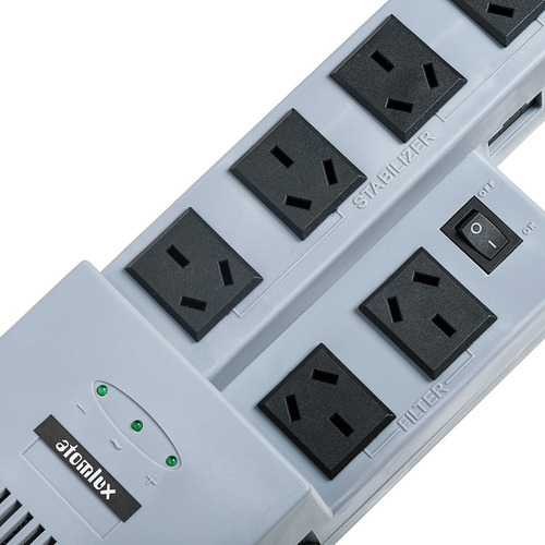 Estabilizador de tensión Atomlux Linea R R1000@ 1000VA entrada y salida de 220V blanco