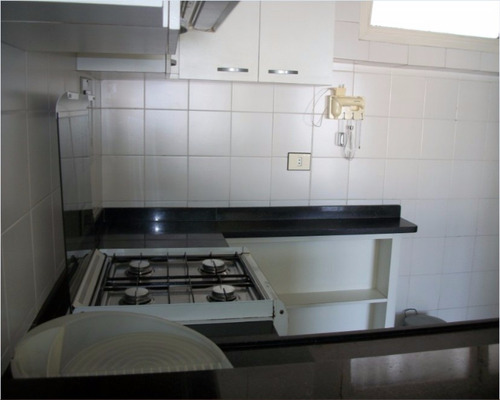 Imagem 4 de 21 de Mobiliado Com Geladeira, Fogão, Maq De Lavar Roupa, Pronto Para Morar Com 1 Dormitório, 1 Sala, 1 Banheiro. Excelente Localização. 50,00 M2 Útil - L210 - 2851428
