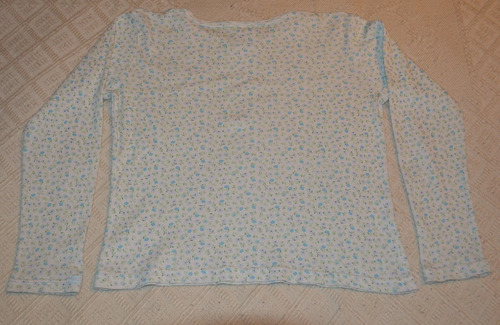 Lote 2 Remeras Y 2 Poleras-niña 5-7 Años (Usado)