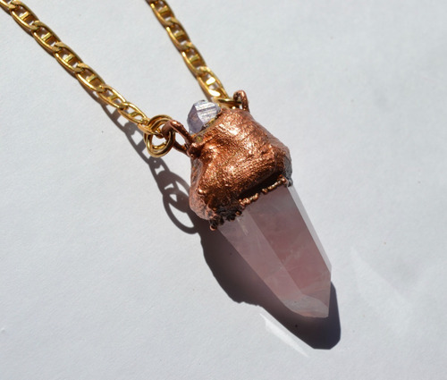 Imagen 6 de 6 de Colgante Piedras Cuarzo Rosa Y Amatista, Bronce, Cod1