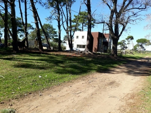 Imagen 4 de 9 de Venta Lote En Costa Del Este Partido De La Costa