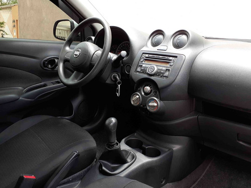 Nissan Versa Sv 1.6 2013 Manual 2° Dona