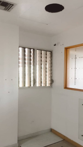 Venta Local Santa Paula
