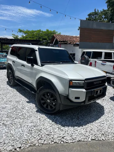 Toyota Land Cruiser Prado 2.4 First Edition At8
