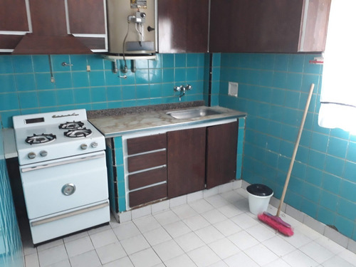 Imagen 5 de 11 de Casa En Venta El Imparcial 1086 Castelar