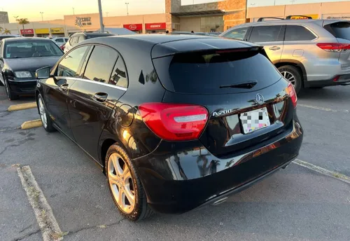 Mercedes-Benz Clase A 1.6 200 Cgi Urban At