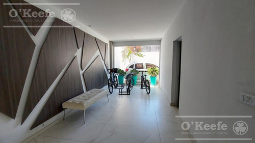 Imagen 2 de 14 de Quilmes En Venta Depto 2 Amb C/ Cochera. Excelente Calidad. A Estrenar. Bajas Expensas.