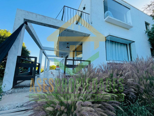 Oportunidad De Casa En Venta En Comndominio 5d 3b