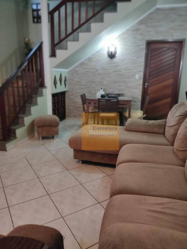 Imagem 8 de 24 de Vende Sobrado Com 3 Dormitórios 2 Suítes, Quintal, Churrasqueira Perto Novo Shopping 152 M² Por R$ 450.000 - Jardim Sul - São José Dos Campos/sp - So0630