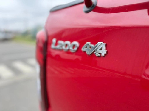 Mitsubishi L200 Katana D/C 2.4 TDI MT CRM 4X4