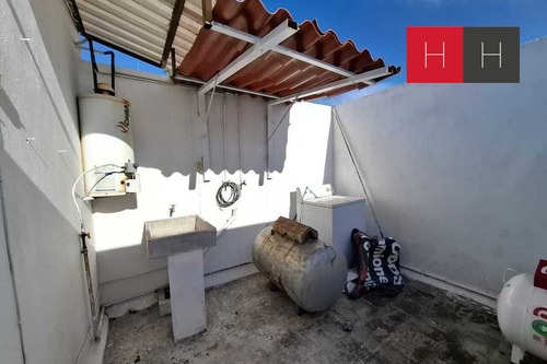 Casa En Venta En Lomas Del Mármol
