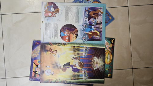 Libro Vintage Set Completo El Tesoro Mágico Princesas Disney