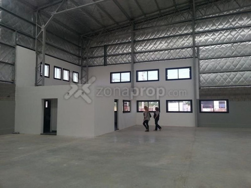 Imagen 2 de 2 de Parque Industrial Pilar Nave De 4950m2