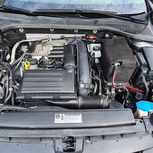 Volkswagen Golf 1.4 Comfortline Tsi Dsg 2016