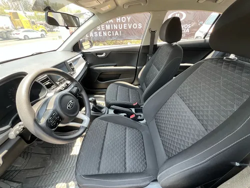Kia Rio 1.6 Lx Sedan Mt