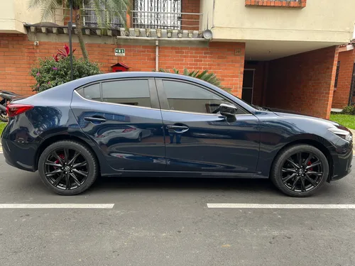 Mazda 3 2.0 Touring