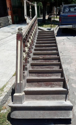 Escalera De Cedro De 19 Escalones - Se Retira De Palomar