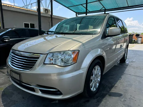 Chrysler Town & Country 3.6 Touring Mt