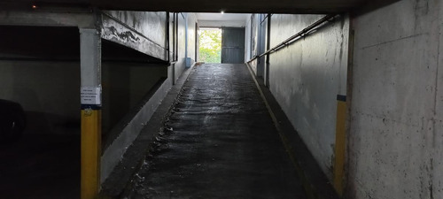 Imagen 2 de 3 de Depósito - La Plata