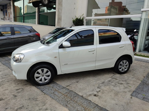 Toyota Etios 1.3 X 16V FLEX 4P MANUAL