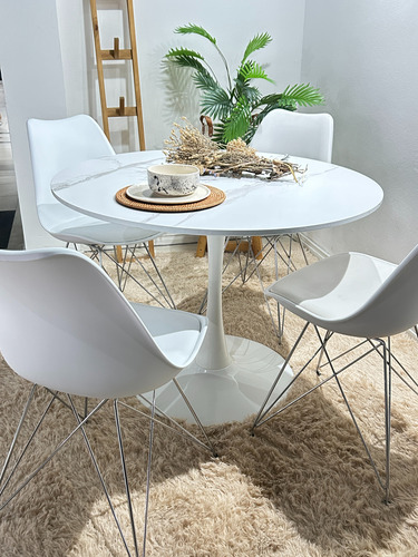 Juego Comedor Tulip Marmol Finish + 4 Sillas Tulip Cromadas Blanco Blanco Cromo