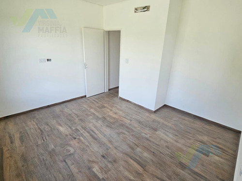 Casa En Venta 6 Ambientes - Barrio Cerrado Santo Tomás -