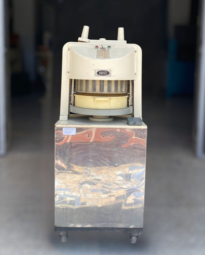 Picadora De Masa 36 Tacos Eléctrica (Usado)