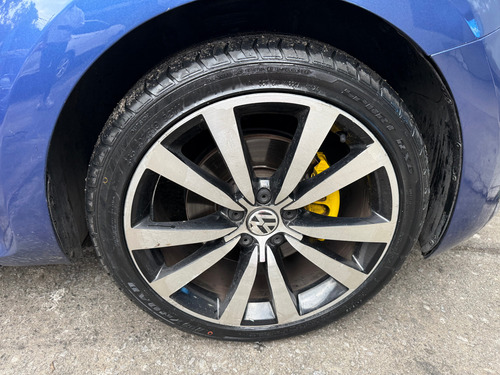 Volkswagen Beetle 2.0 R-line At