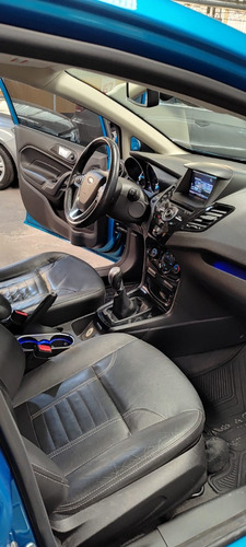 Ford Fista Titanium 1.6 Mt