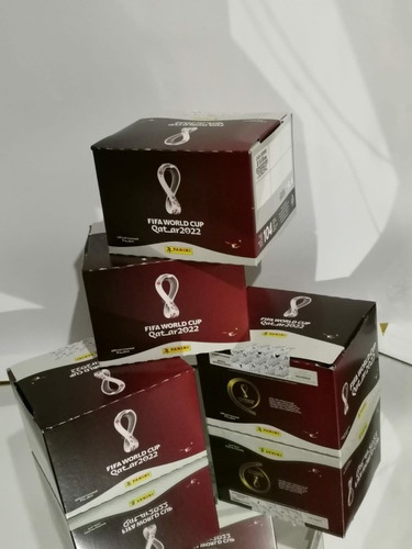 Caja 104 Sobres Panini Mundial Qatar 2022 (Usado)