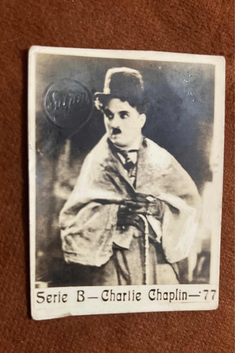 Charlie Chaplin Figurita Cigarrillos Súper Años 30. Única