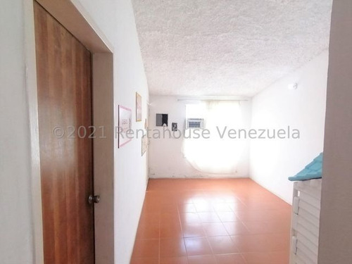 Imagen 8 de 14 de En Venta Comoda Casa En El Amanecer, Cabudare Rah:22-10035