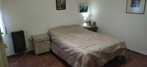 Casa En Barrio Los Boulevares