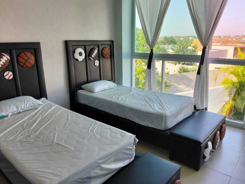 Casa En Venta, Club De Golf Santa Fe Xochitepec, 5 Recamaras
