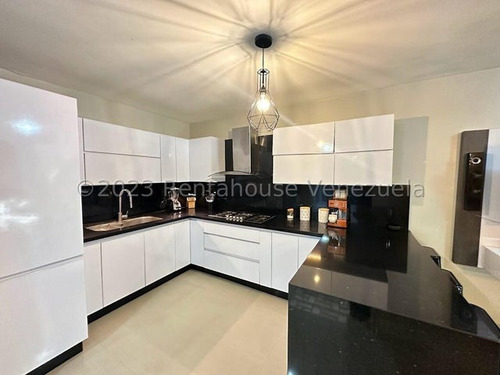 Marianny Gonzalez, Moderna Casa En Venta Urb Trigal Cabudare Lara