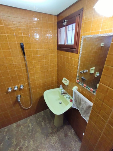 Imagen 20 de 30 de Casa En Av. Argentino Valle - Villa Elvina- S.rosa