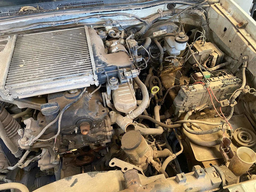 Imagen 7 de 16 de Toyota Hilux 2.5 4x2 2015 No Chocada Con Faltantes Al Día