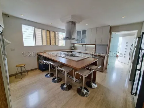 Venta De Casa En Sorocaima