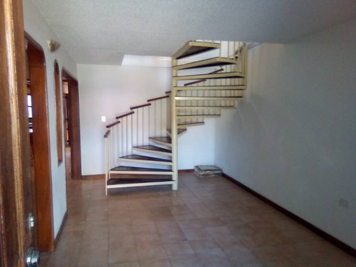 Imagen 10 de 20 de Townhouse Para Remodelar Agua Marina Country El Paraiso 2