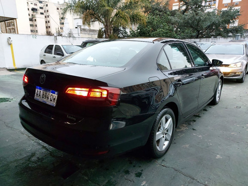 Imagen 7 de 19 de Volkswagen Vento Advanced Plus 2.5 Manual