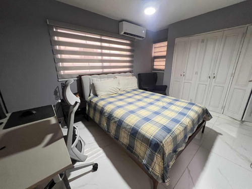 Se Vende Apartamento De 3 Habitaciones En Urb. Real