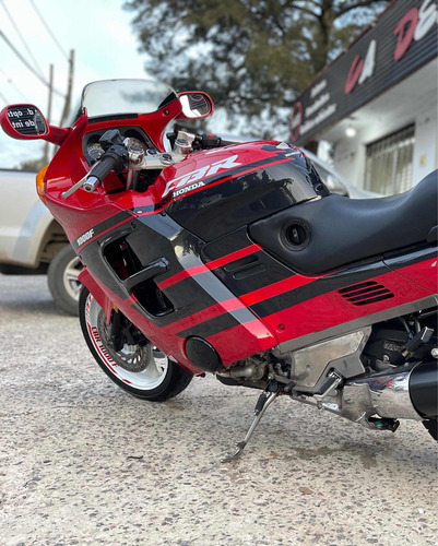 Imagen 2 de 15 de Honda Cbr 1000f