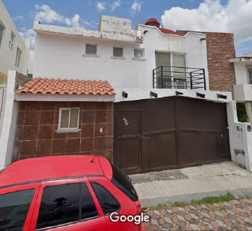 Casa En Remate En Santiago De Querétaro