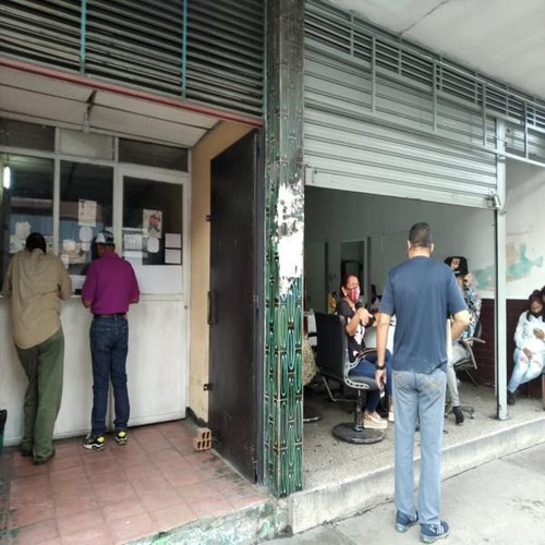 Imagen 2 de 10 de Vendo Local Con Terreno En Plena Av. Bolívar, Centro Maracay