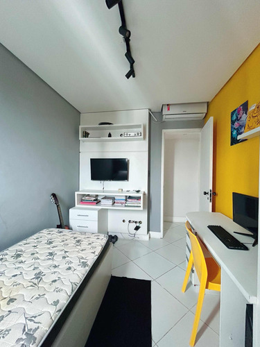 Apartamento 3/4 C/ Dependência Completa Revertida Em Suite