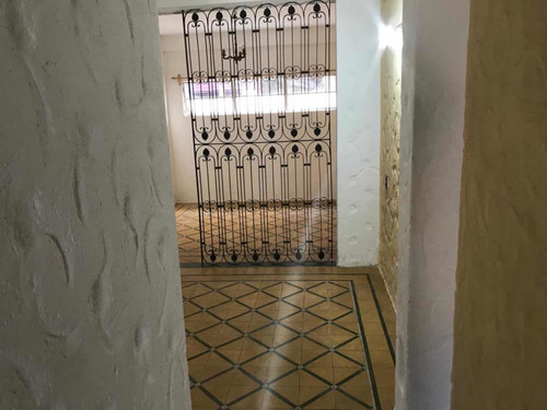 Imagen 1 de 9 de Alquiler Casa 1 Dormitorio La Comercial Excelente Estado